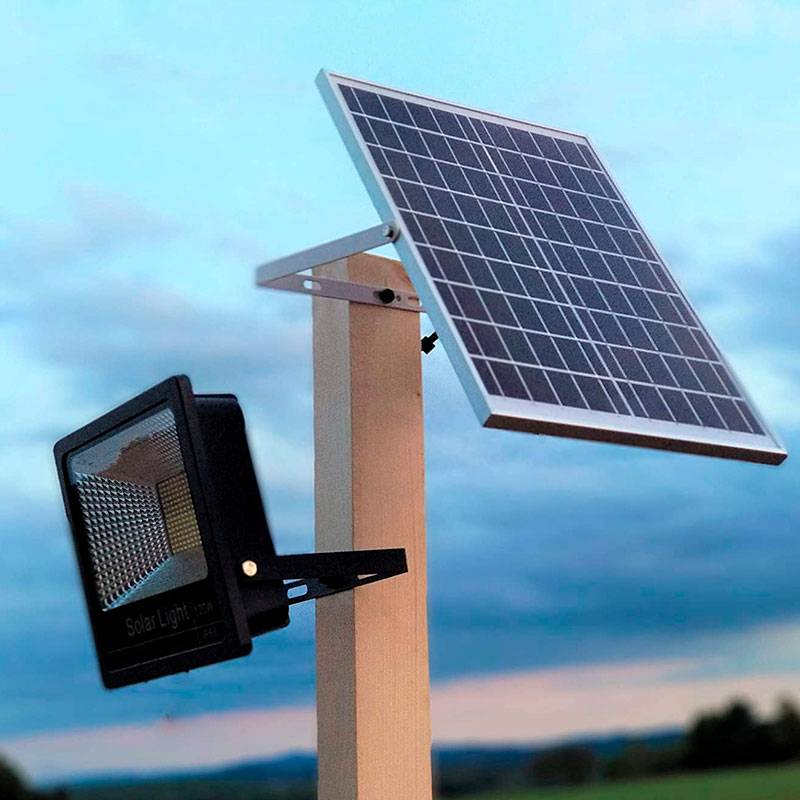 Foco Reflector Led Solar 200w Ip67 + Control